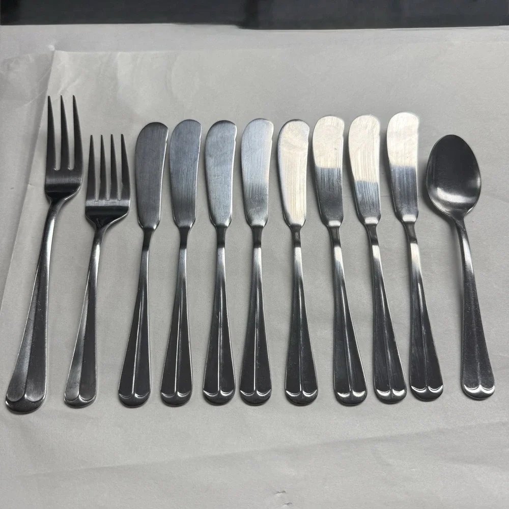 11 International Simplicity Center Ridge Stainless Butter Knives Forks Spoon